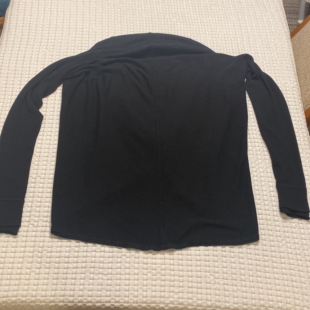 Lululemon Iconic Sweater Wrap - Picture 2 of 5